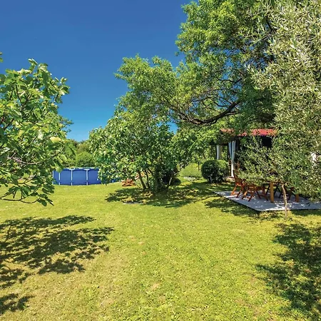 Lovely In With Wifi Holiday home
