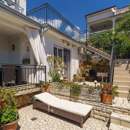 Grosses Nur 500 Meter Zum Mit Meerblick, Parkplatz, Waschmaschine * Crikvenica