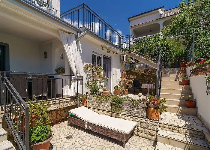 Grosses Nur 500 Meter Zum Mit Meerblick, Parkplatz, Waschmaschine * Crikvenica