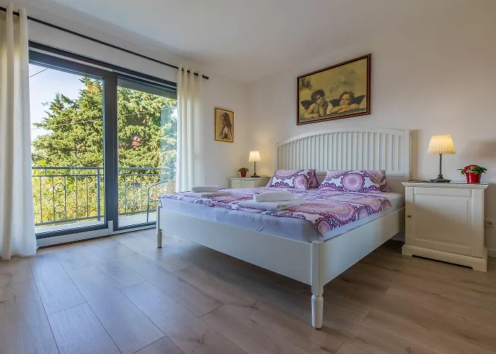 Grosses Nur 500 Meter Zum Mit Meerblick, Parkplatz, Waschmaschine Crikvenica