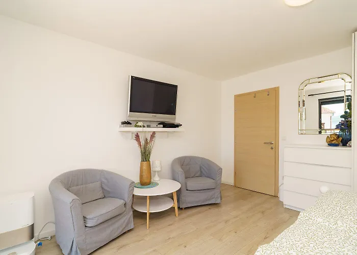 Grosses Nur 500 Meter Zum Mit Meerblick, Parkplatz, Waschmaschine * Crikvenica